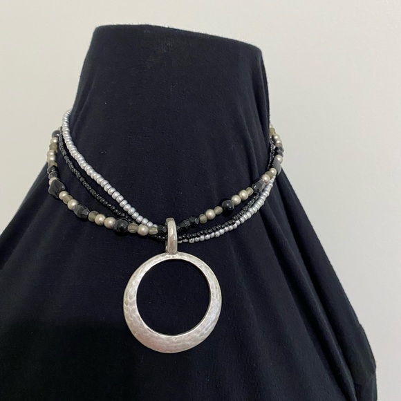 Premier Design Black and Silver beaded Necklace - Picture 1 of 3